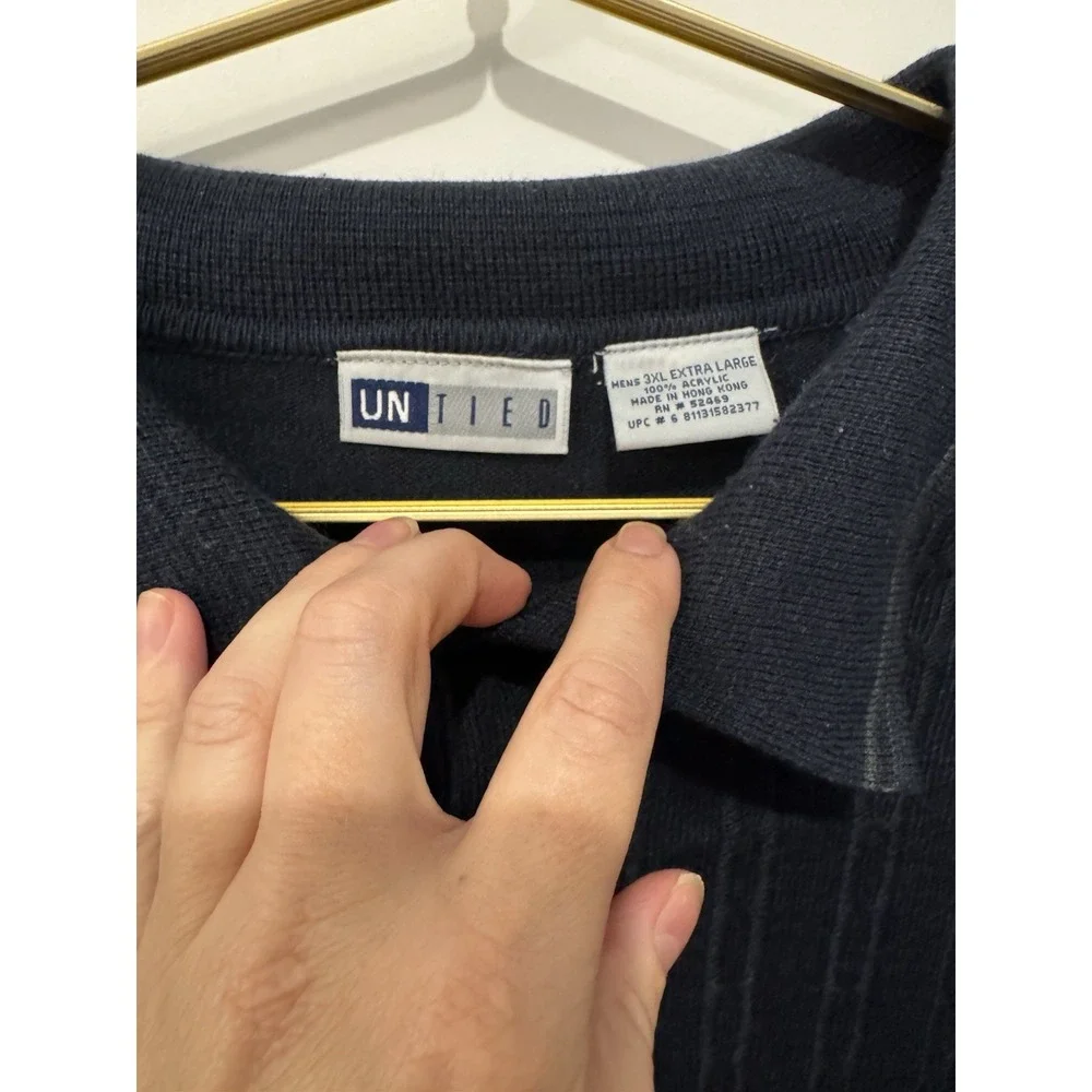 Untied men long